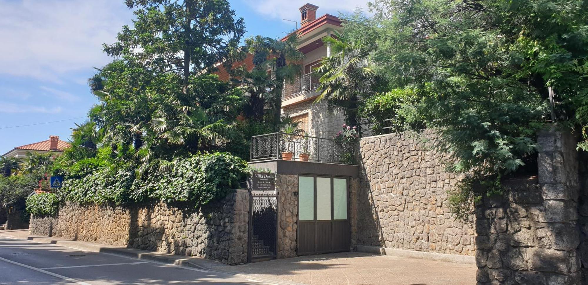 Apartment Doris Опатия Екстериор снимка