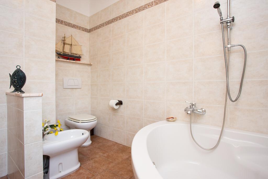 Apartment Doris Опатия Стая снимка